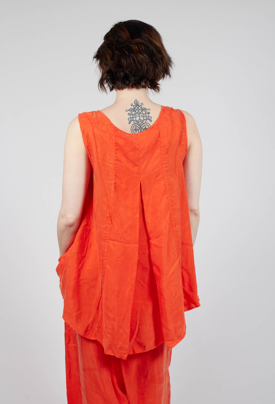 Sheer Longline Vest in Mandarine