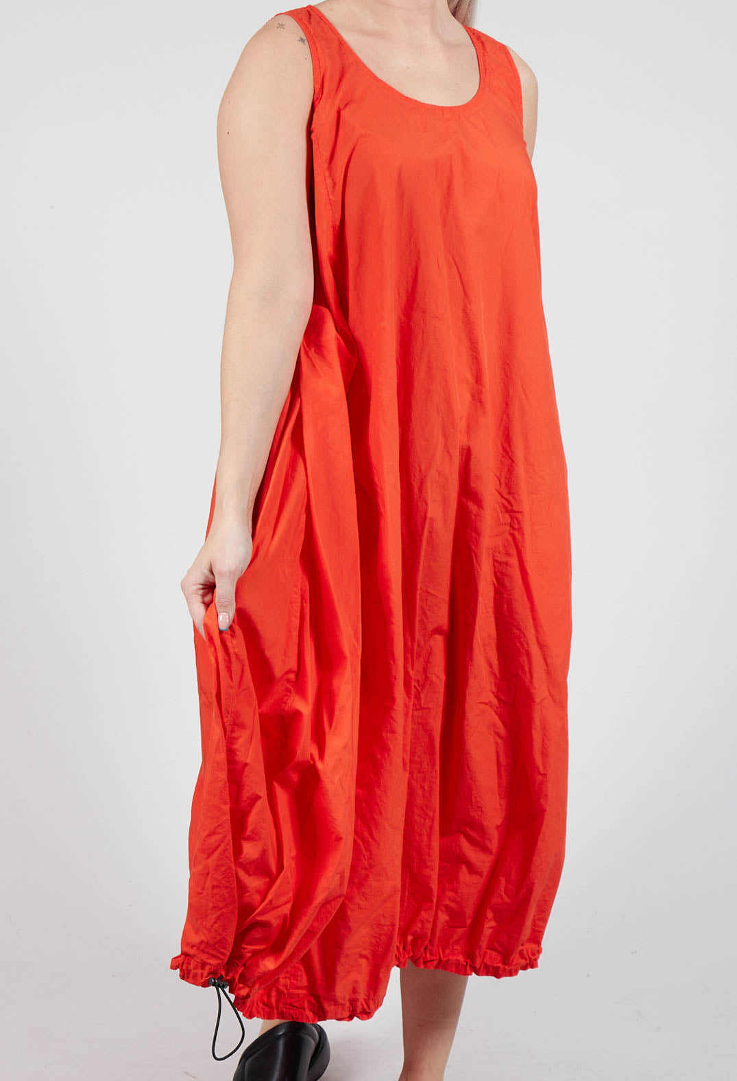 Balloon-Shaped Dress with Pull Toggle Hemline in Mandarine