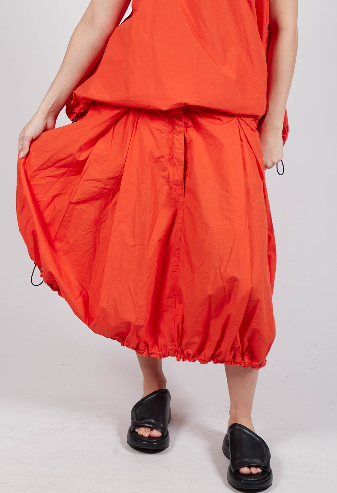 Pull Toggle Hemline Skirt in Mandarine