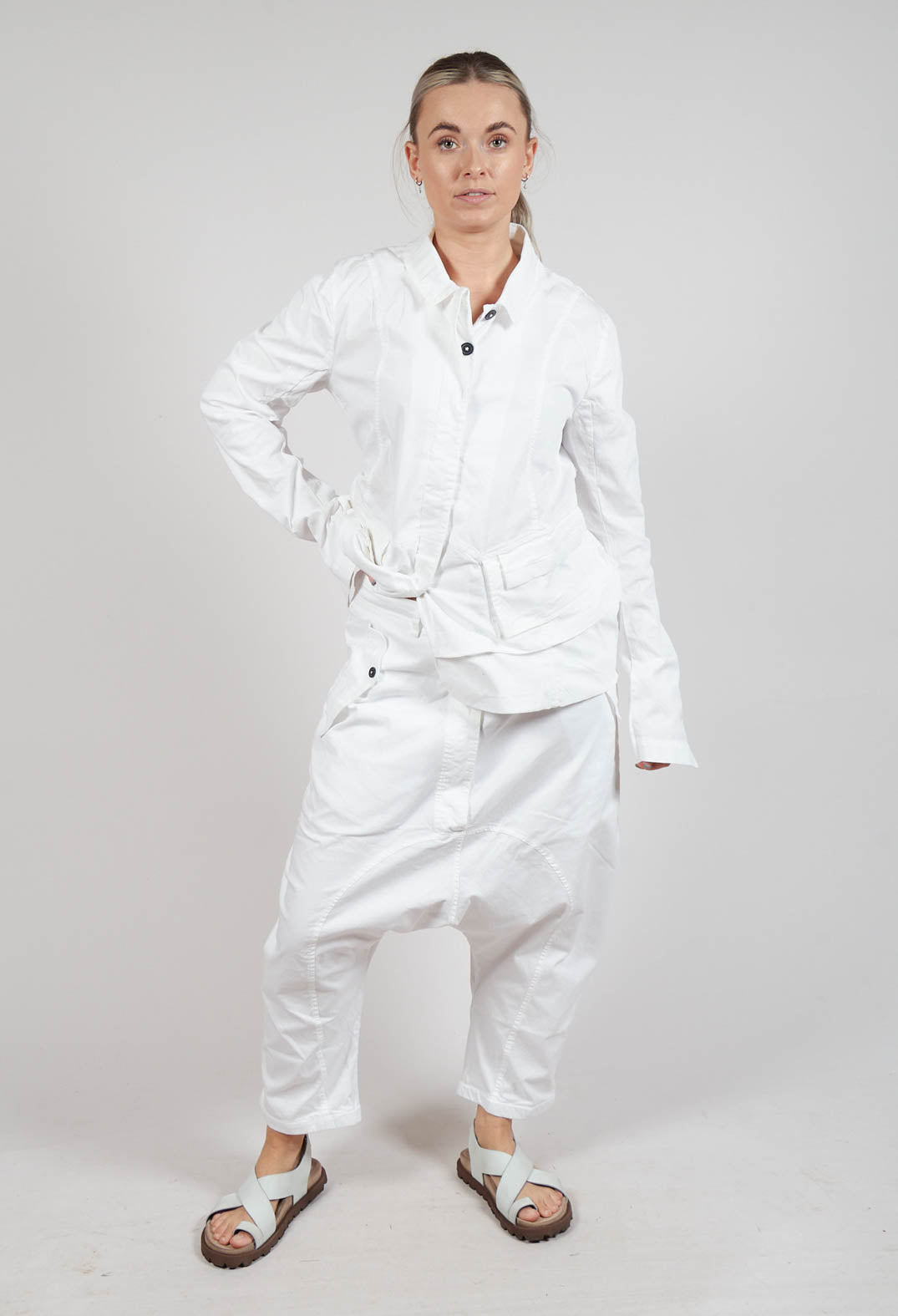 Drop-Crotch Cotton Trousers with Belt Loops in Semi Bleach