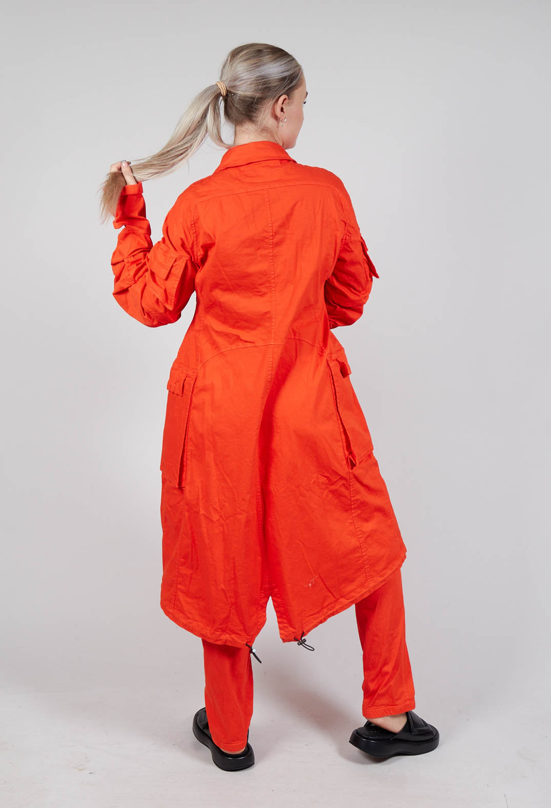 Wrinkled Long Sleeves and Point Collar Coat in Mandarine