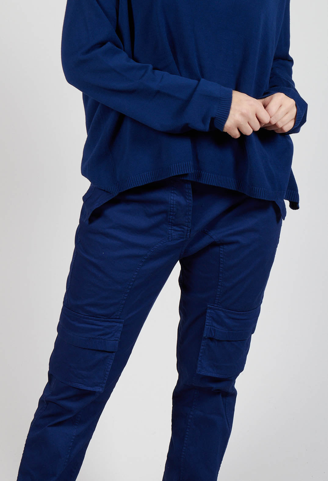 Straight-Leg Trousers with Cargo Pockets in Ocean