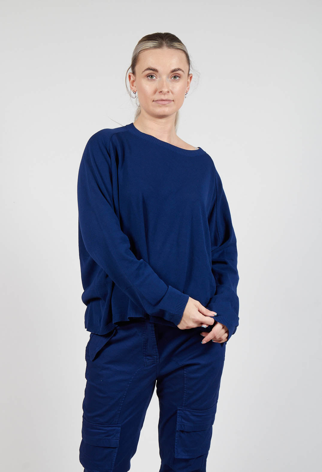 Relaxed Sweatshirt with Ribbed Hem in Ocean