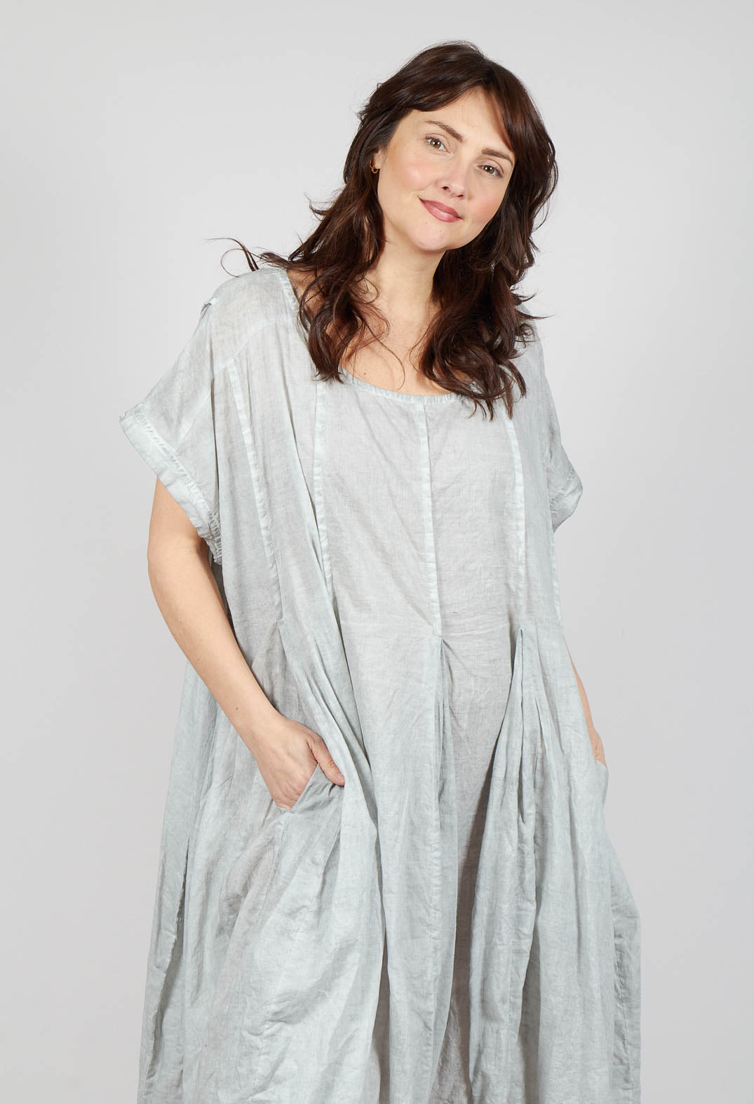 Short Sleeve Dress with Balloon Hem in Grey Cloud