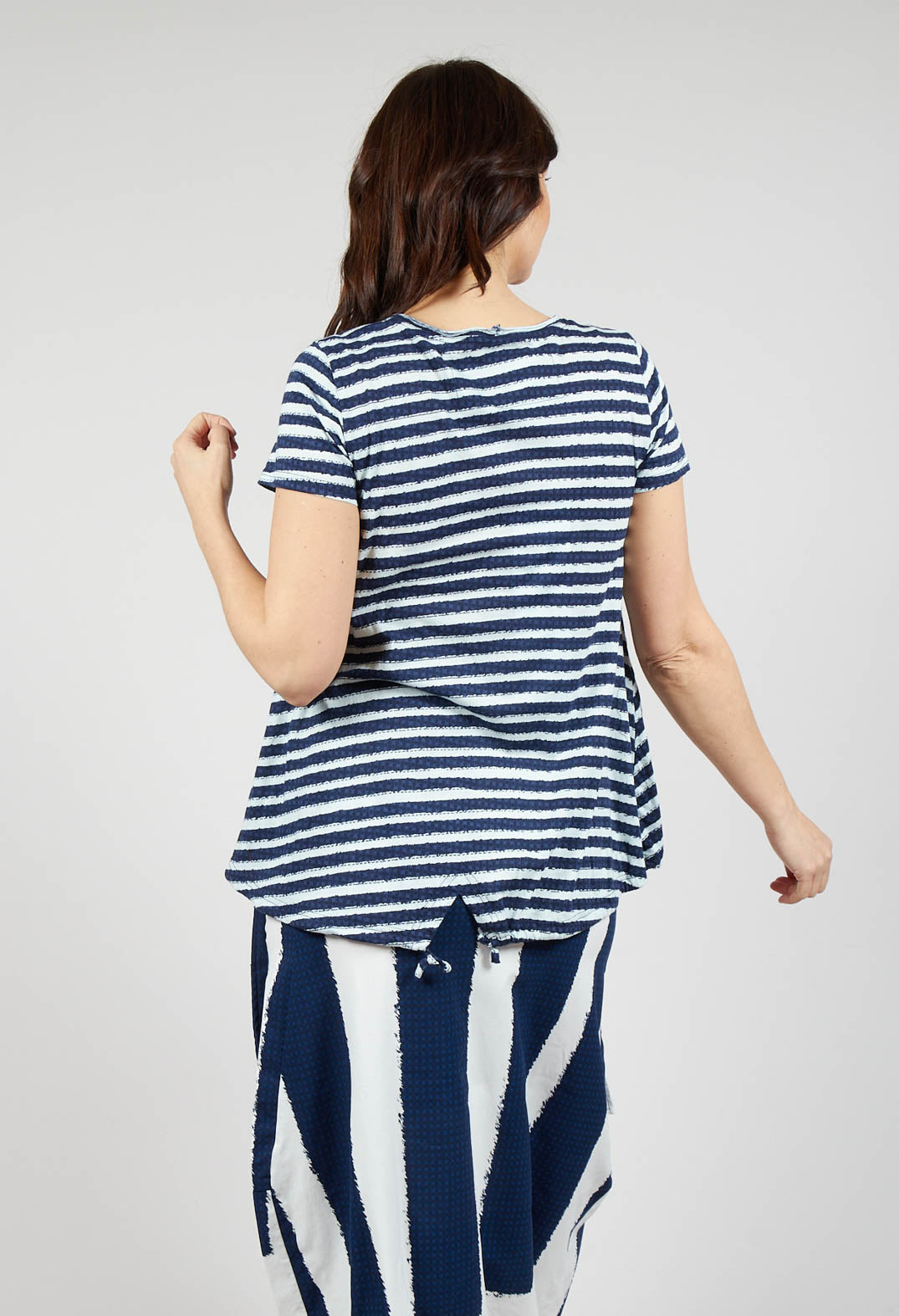 T-Shirt with Drawstring Hem in Navy Print