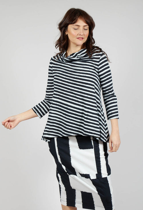 Jersey Top with Drawstring Hem in Black Print