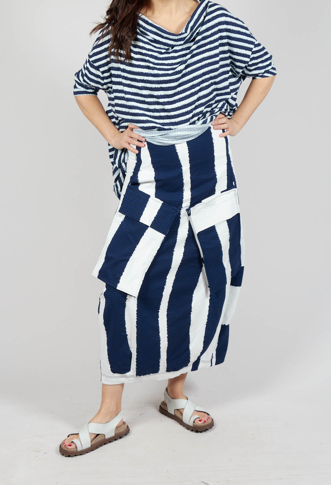 Tulip Skirt with Feature Pockets in Navy Print