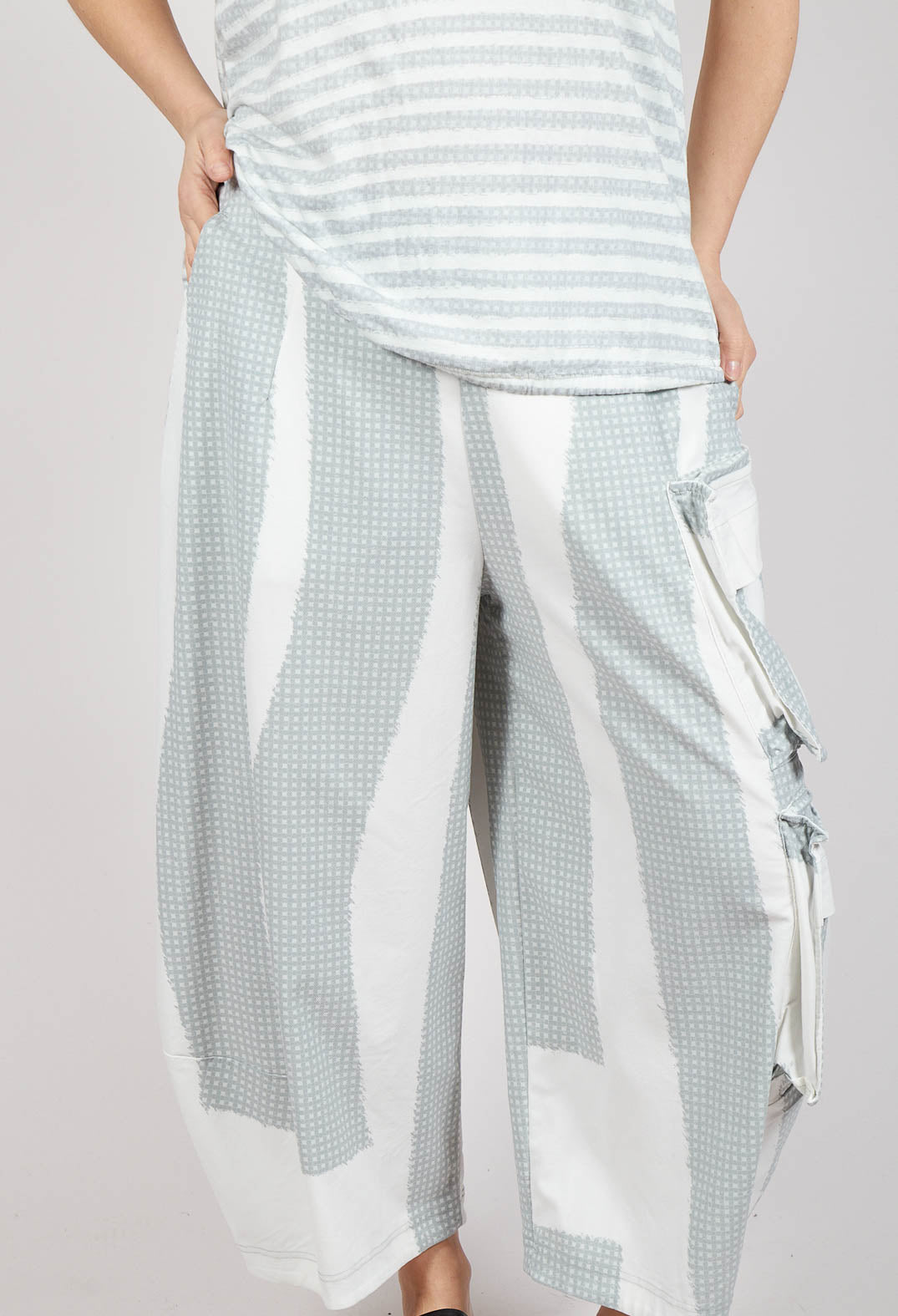 Balloon Trousers with Feature Pockets in Grey Print