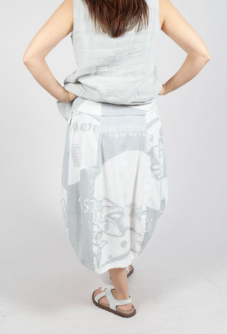 Tulip Skirt with Front Panel in Grey Print