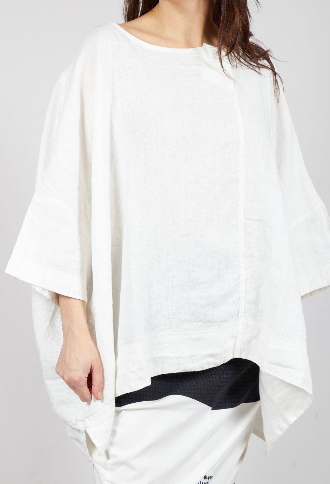 Oversized Linen Top in Offwhite