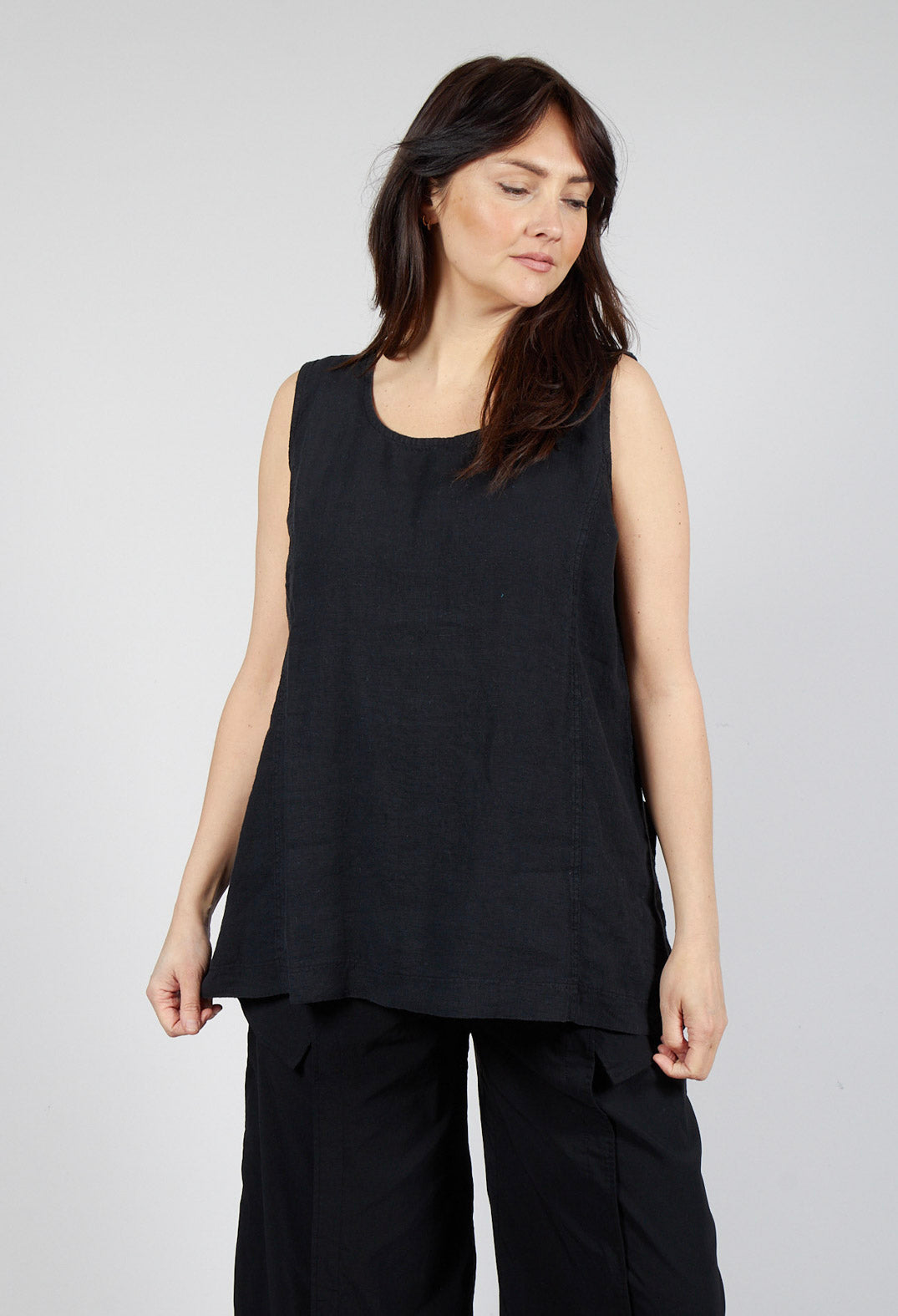 Sleeveless Linen Top in Black