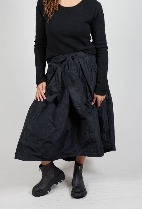 A New T Skirt in Black