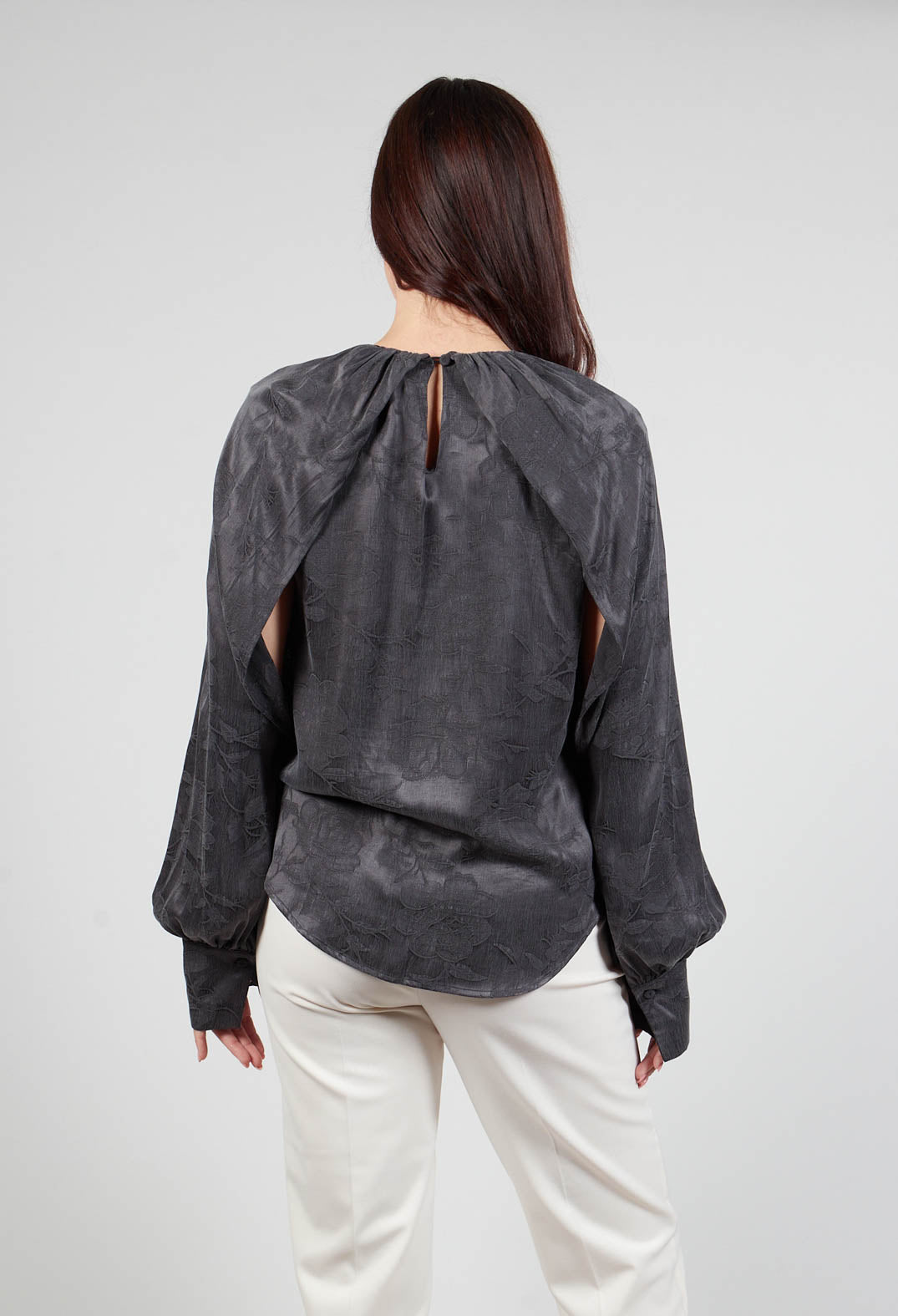 Aglaia Open Sleeve Top in Anthracite