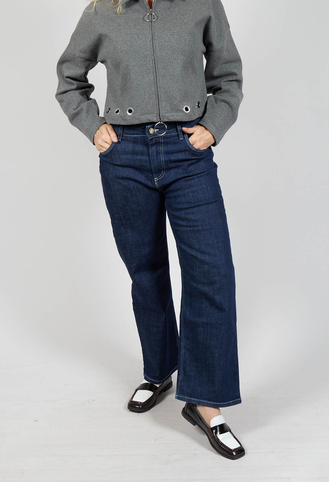 Agnes Jeans in Blue Denim