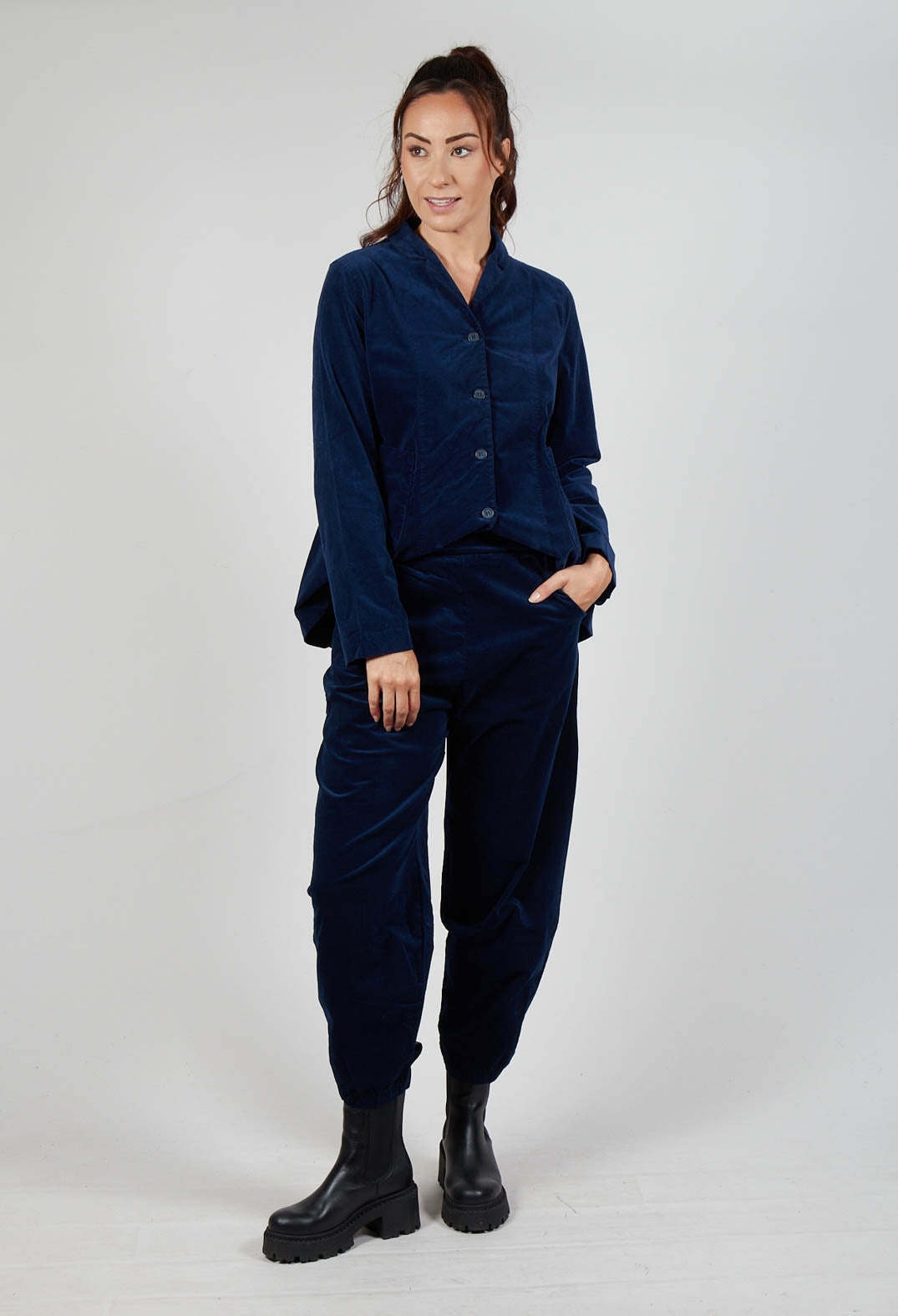 Alicia V Trousers in Blu