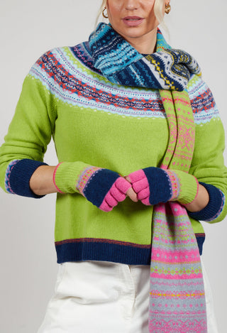 Alloa Fingerless Gloves in Molly