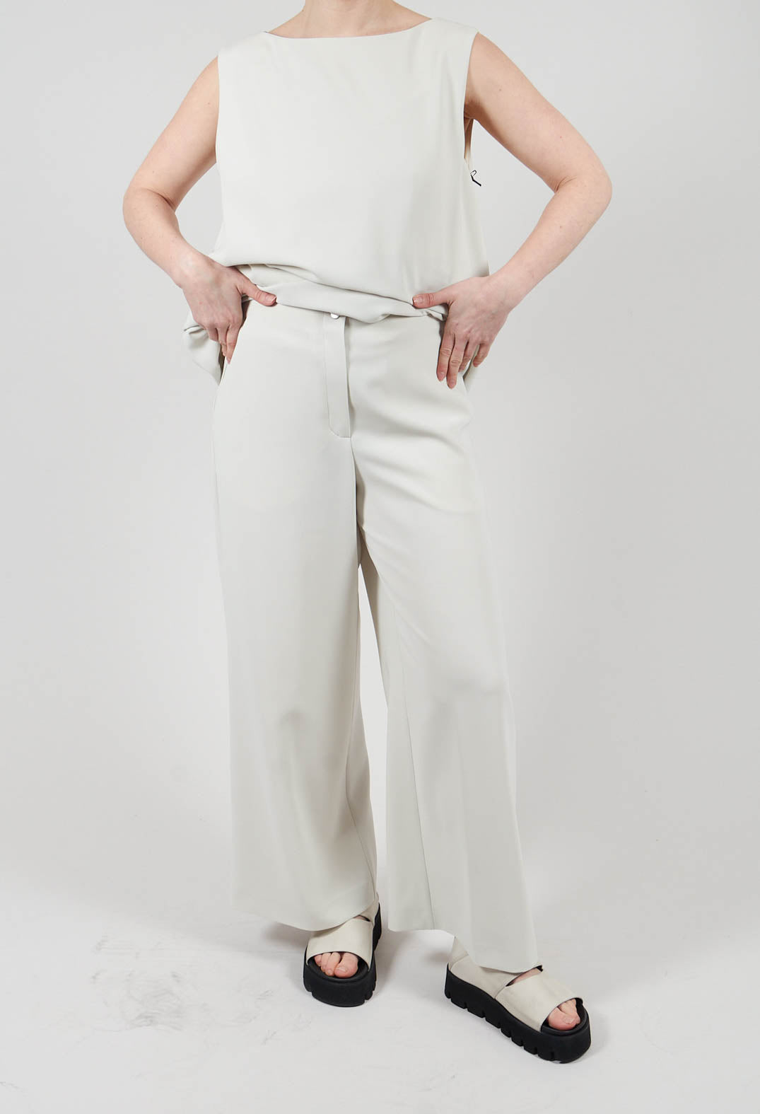 Anja Trousers in Grey