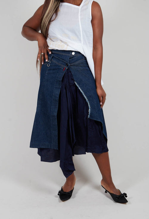 Astoni Shment Skirt in Navy