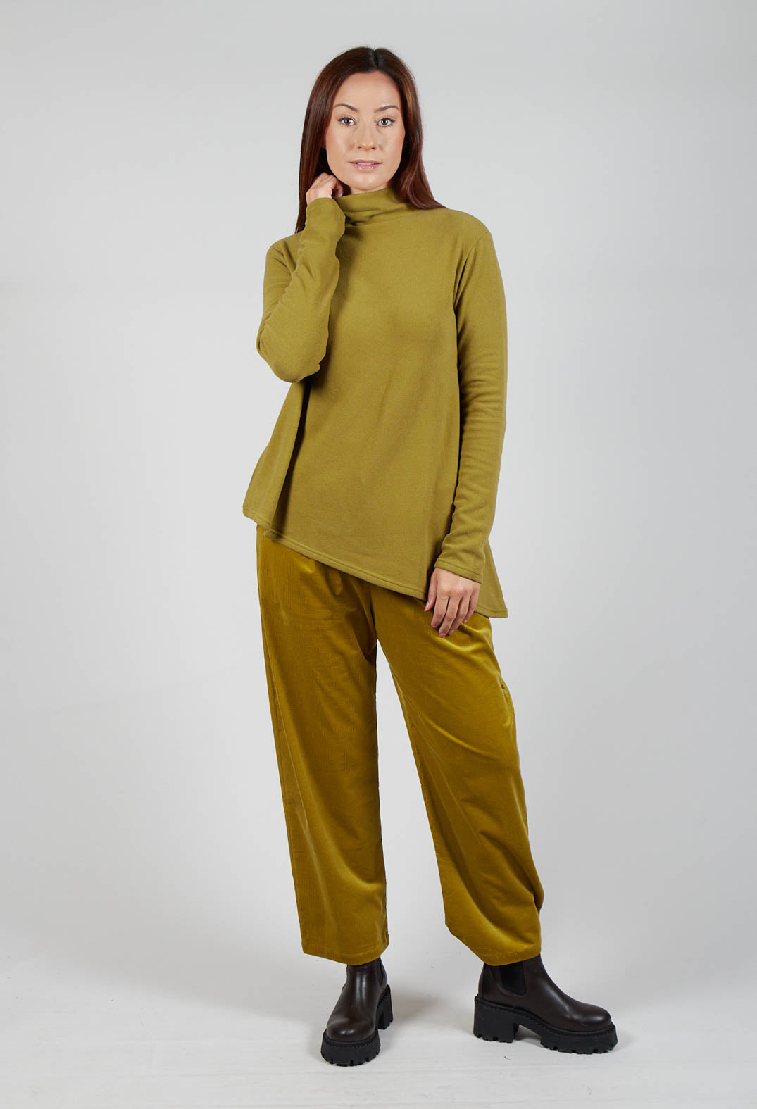 Asymmetric Jumper in Oliva