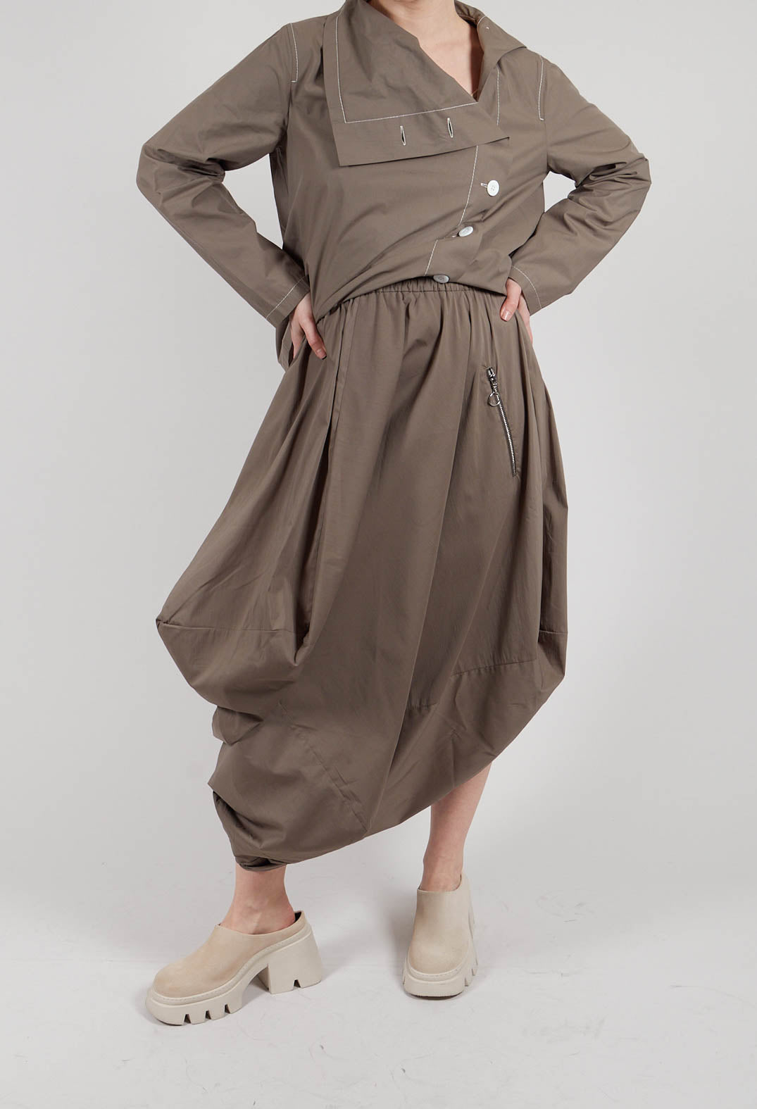 Balloon Skirt in Khaki