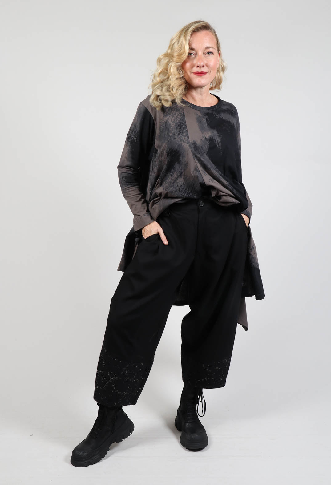 Balloon Trousers with Hem Detail in Black – Olivia May