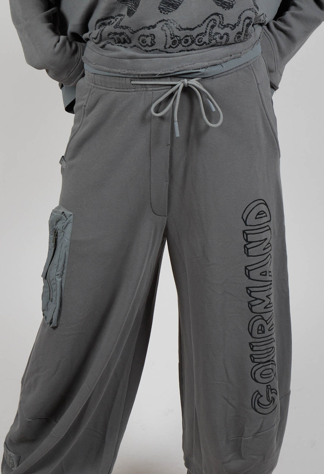 Barrel Leg Joggers in Rock Print