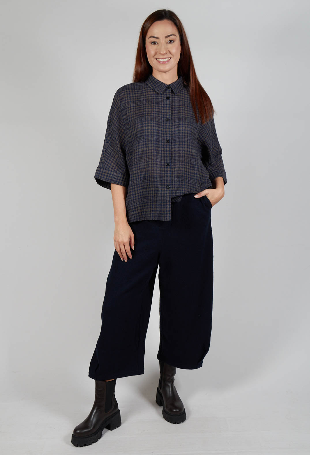 Barrel Leg Trousers in Navy