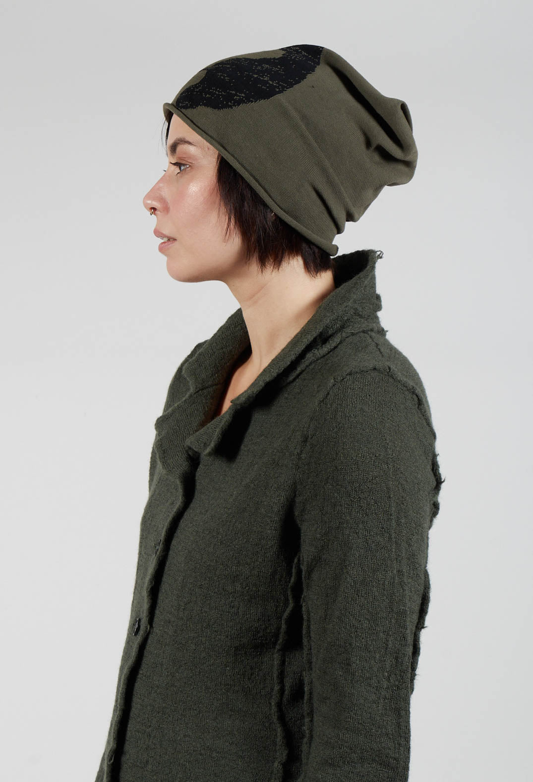 Beanie Hat with Motif in Camp Jacquard