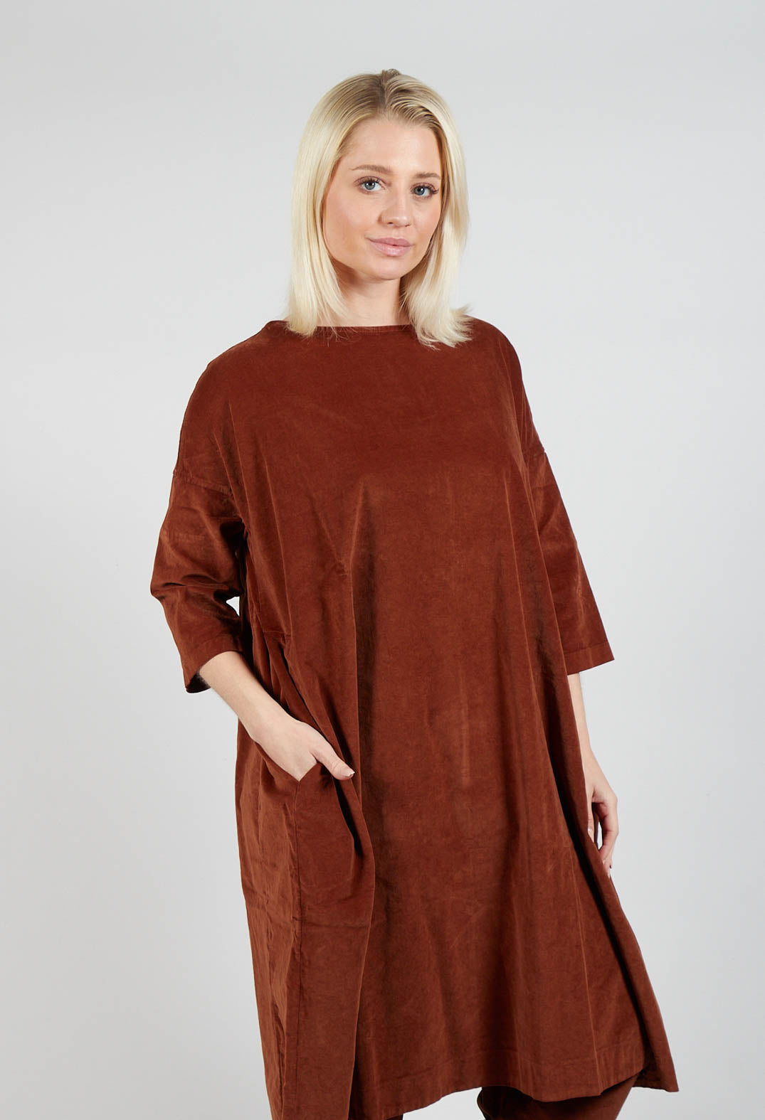 Boat Neck Dress V in Rust