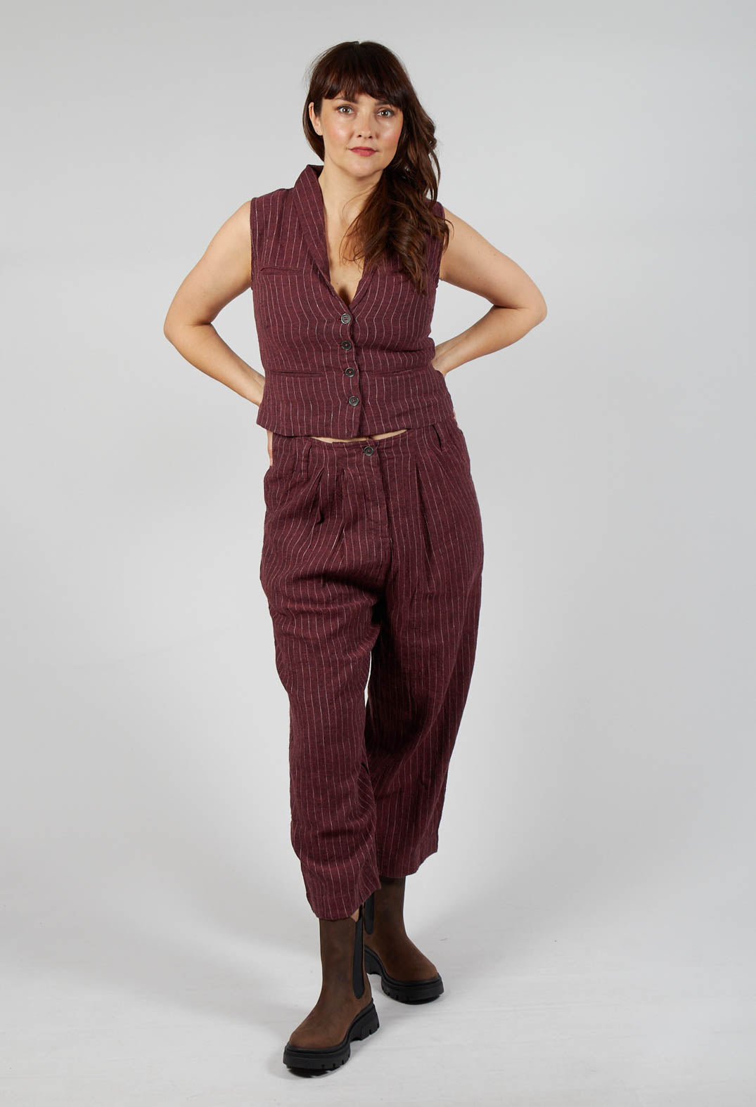 Botvi Trousers in Burgundy