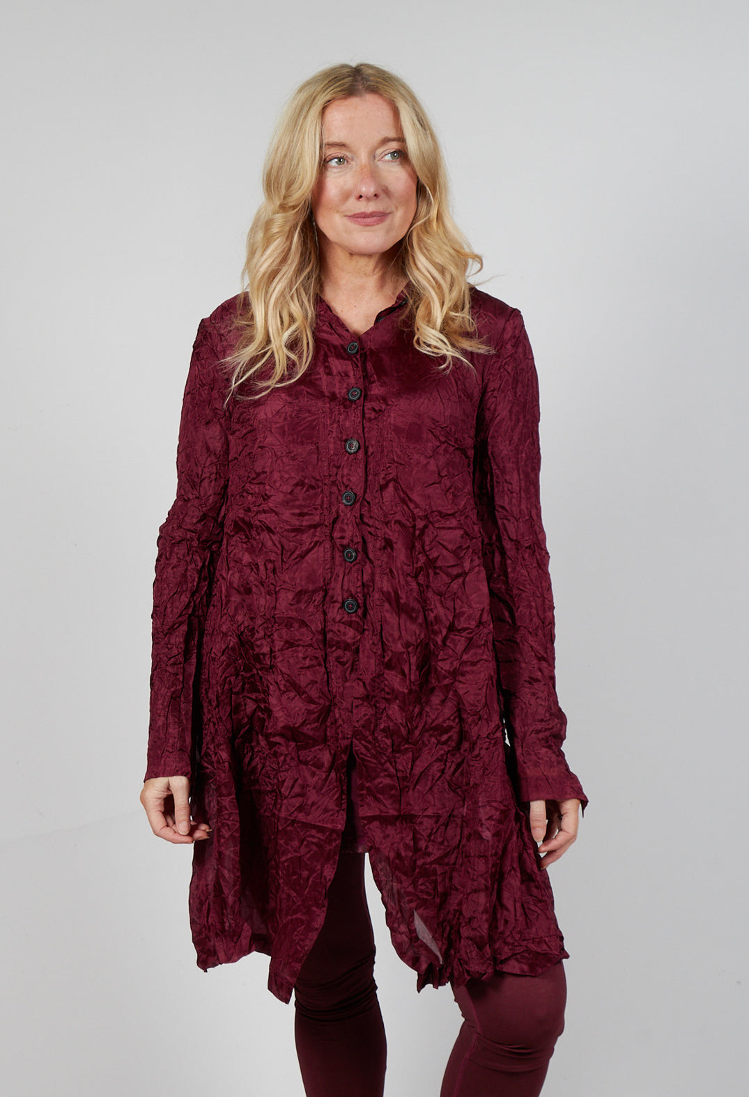 Button Plisse Shirt in Merlot Cloud