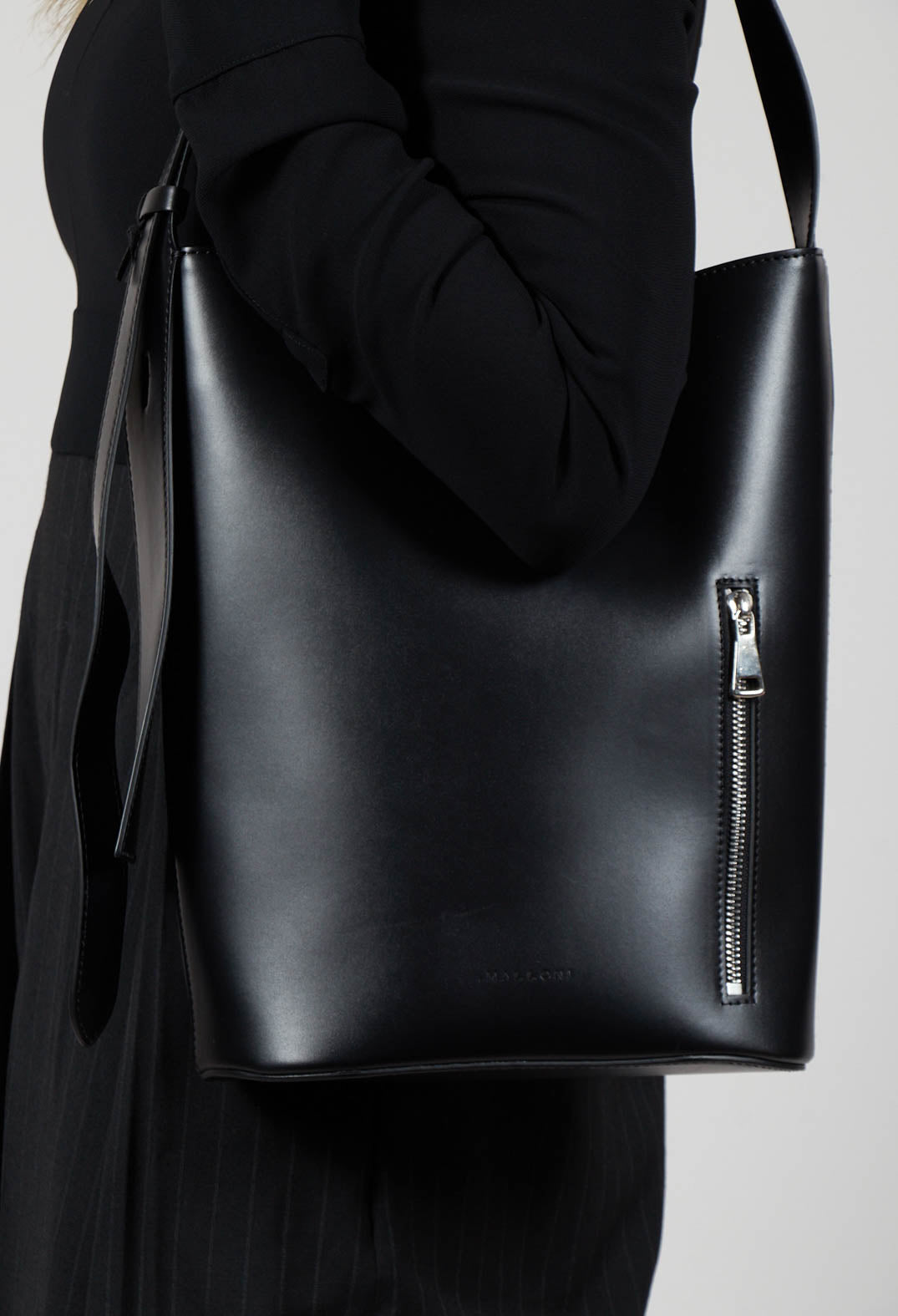 Ceridwen Bag in Nero