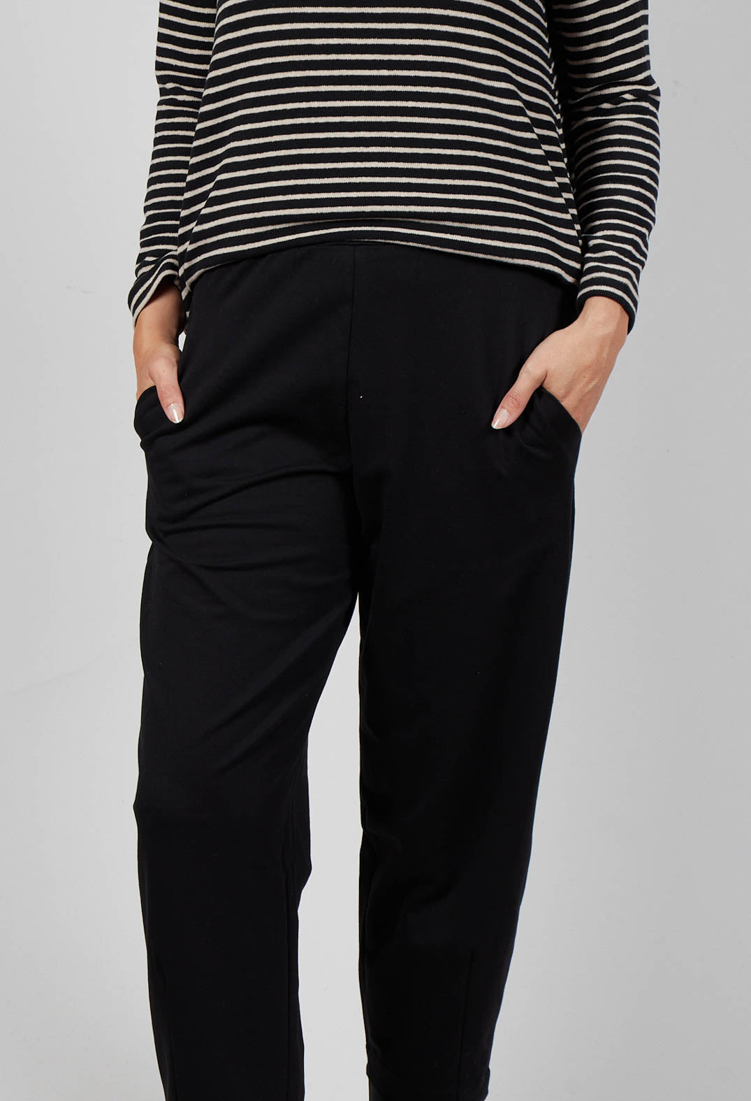 Cervo F Trousers in Nero