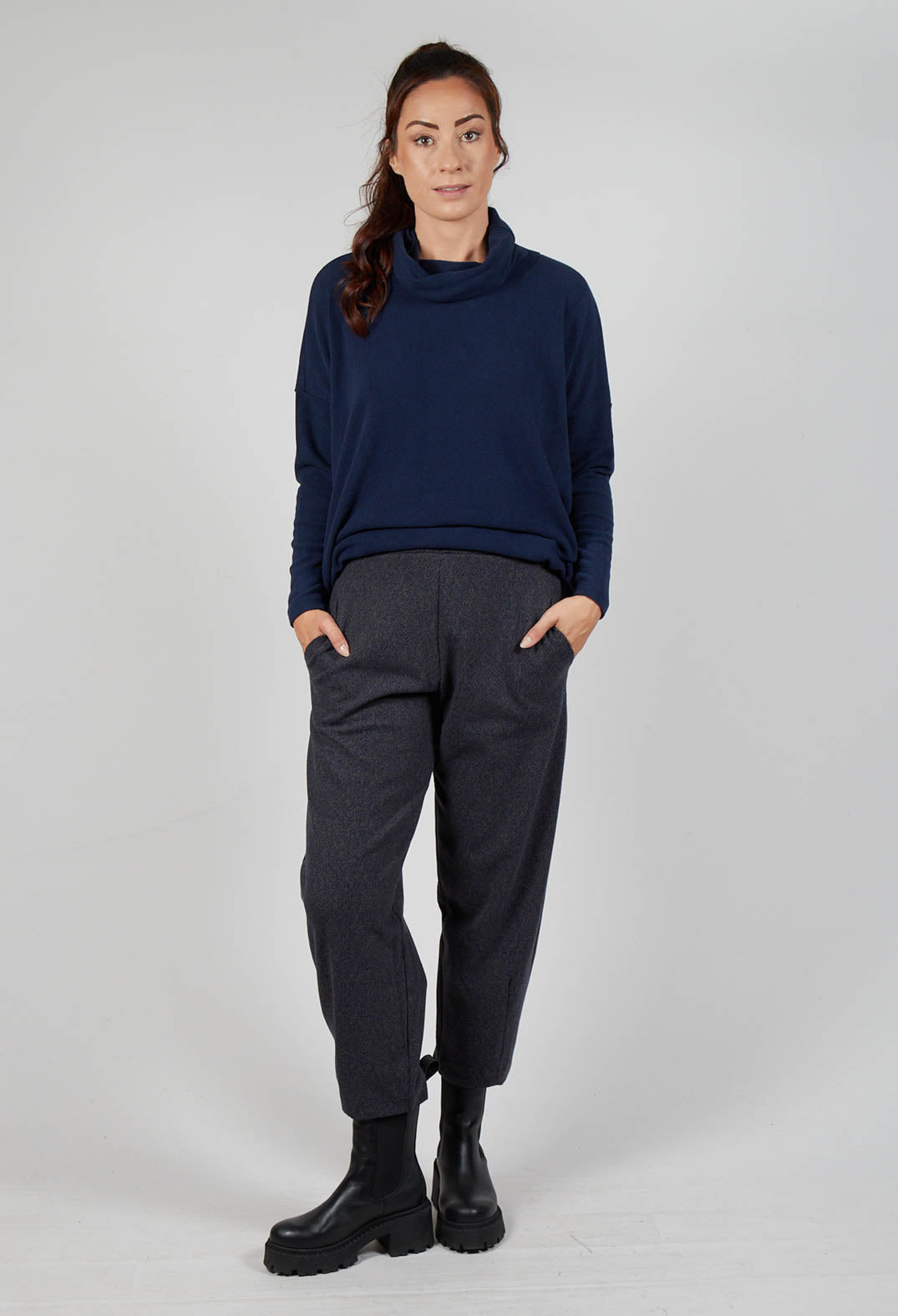 Cervo J Trousers in Blu