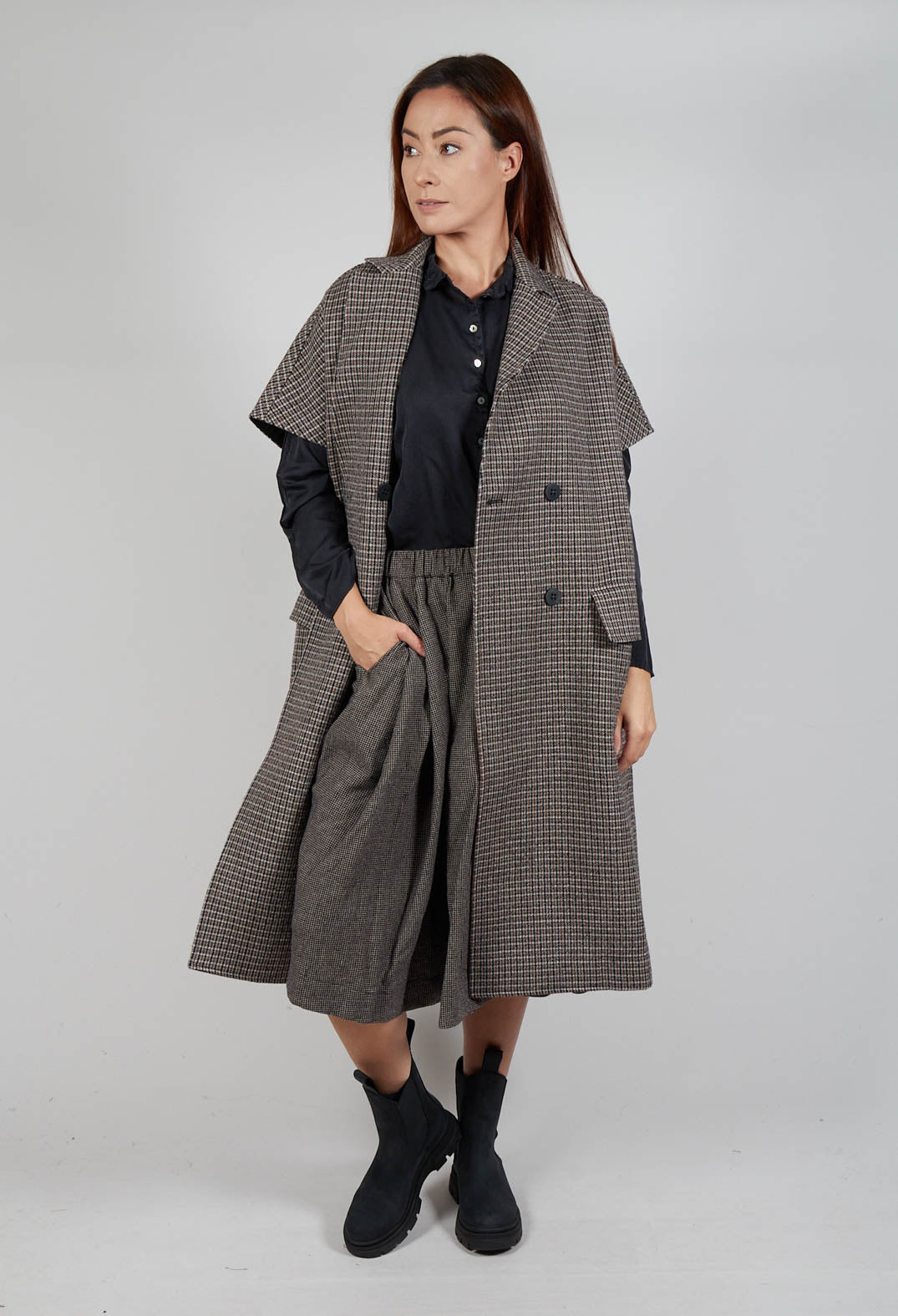 Check Wool Sleeveless Coat in Check