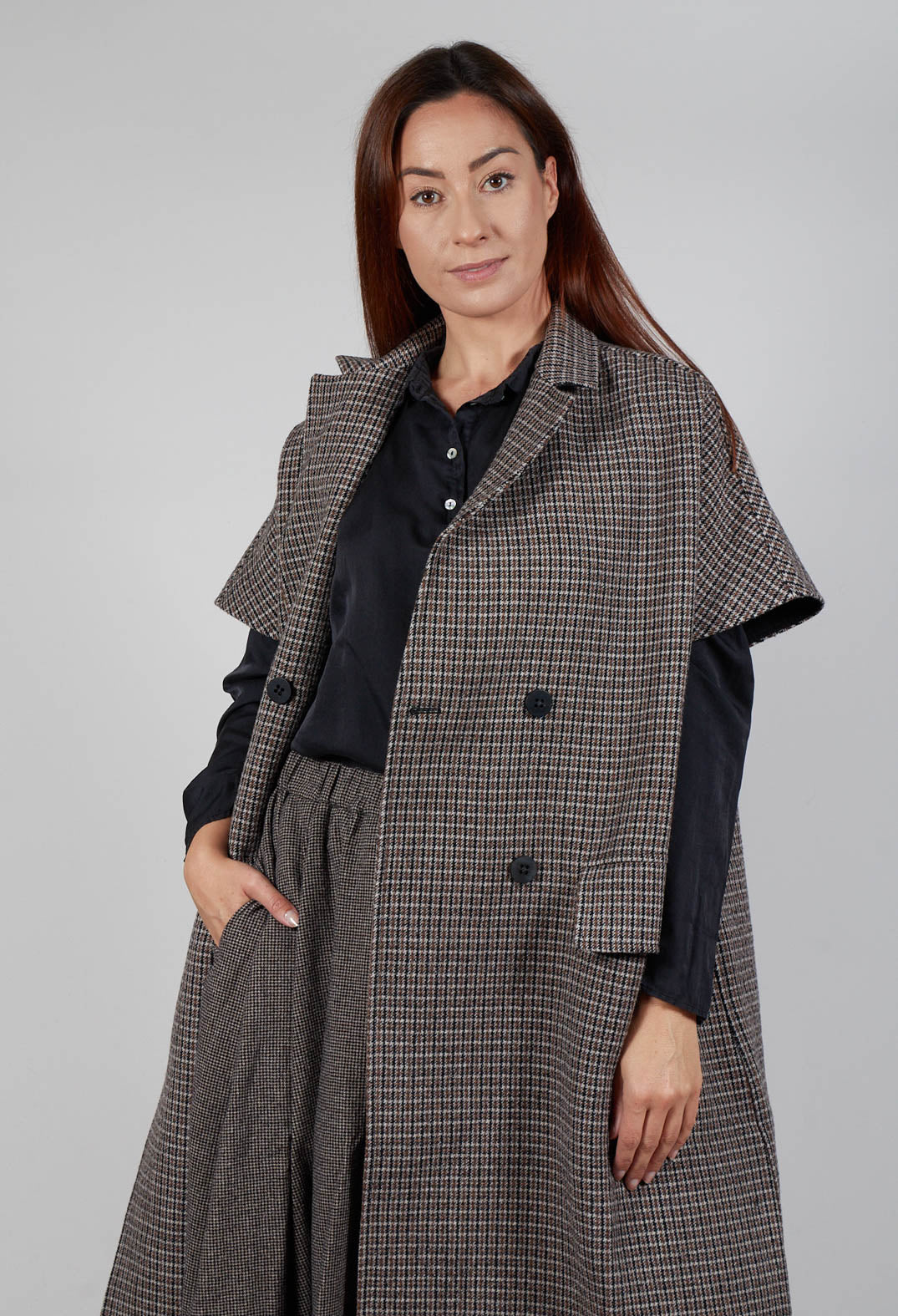 Check Wool Sleeveless Coat in Check