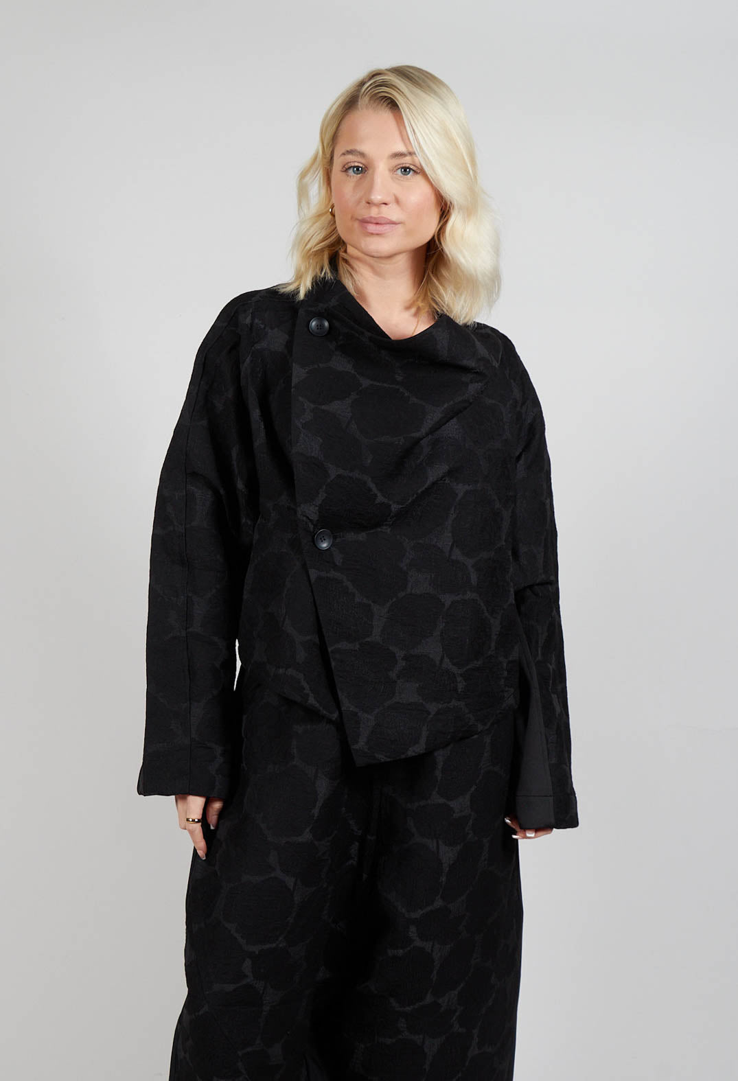 Circle Print Jacket in Black