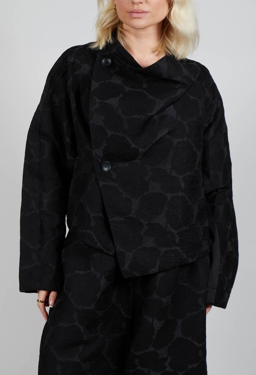 Circle Print Jacket in Black