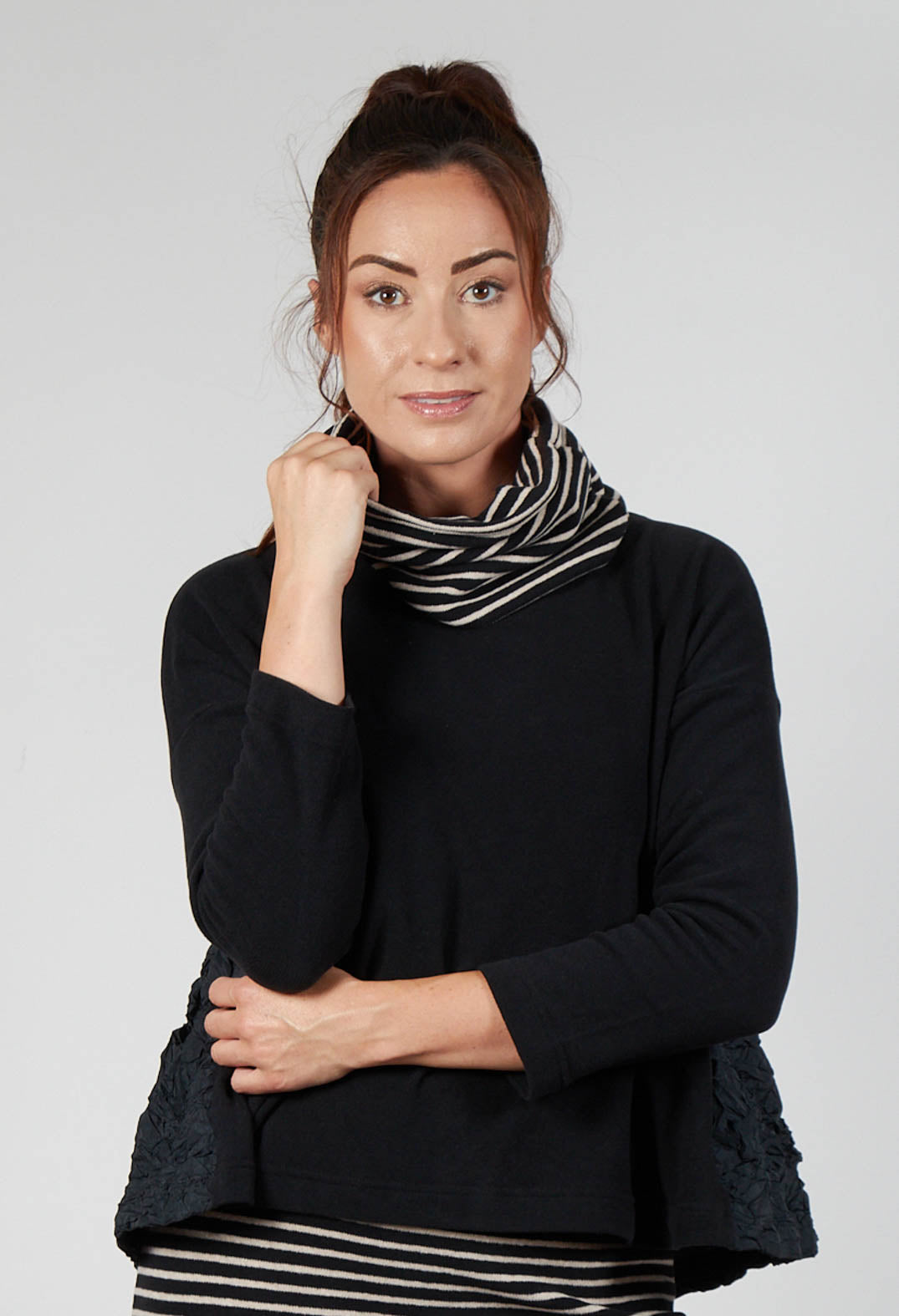 Colonia Scarf in Nero