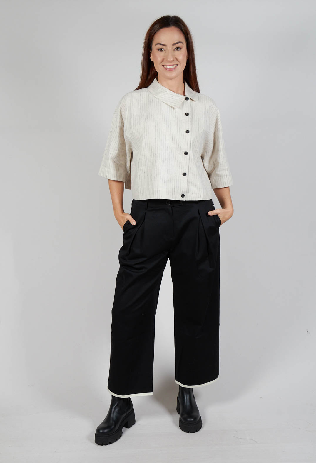 Contrast Hem Cotton Trousers in Black