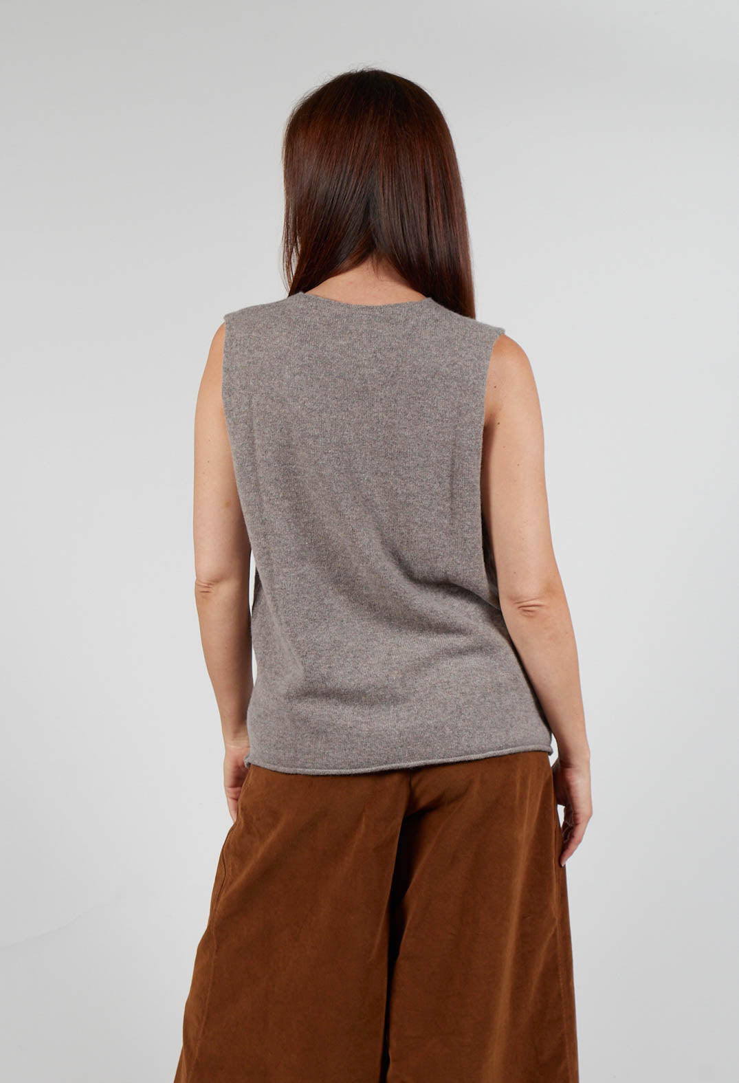 Corry V-Neck Tank Top in Vole