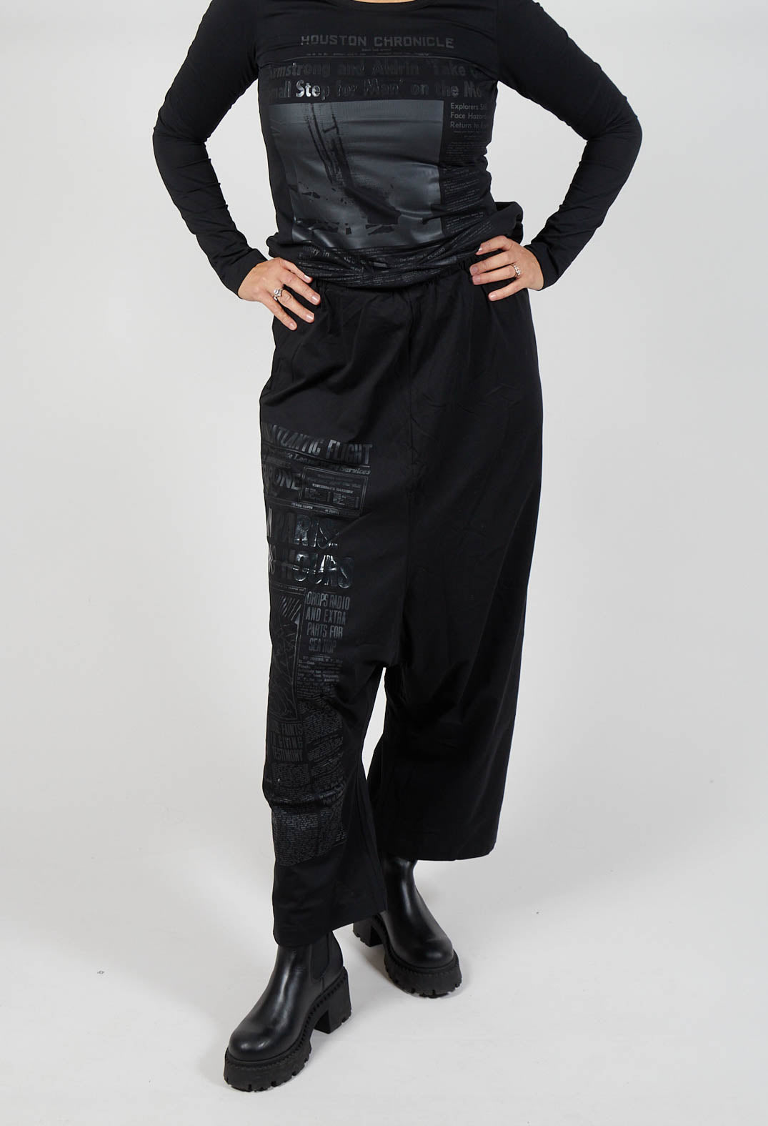 Cotton Wide Leg Trousers in Black Print