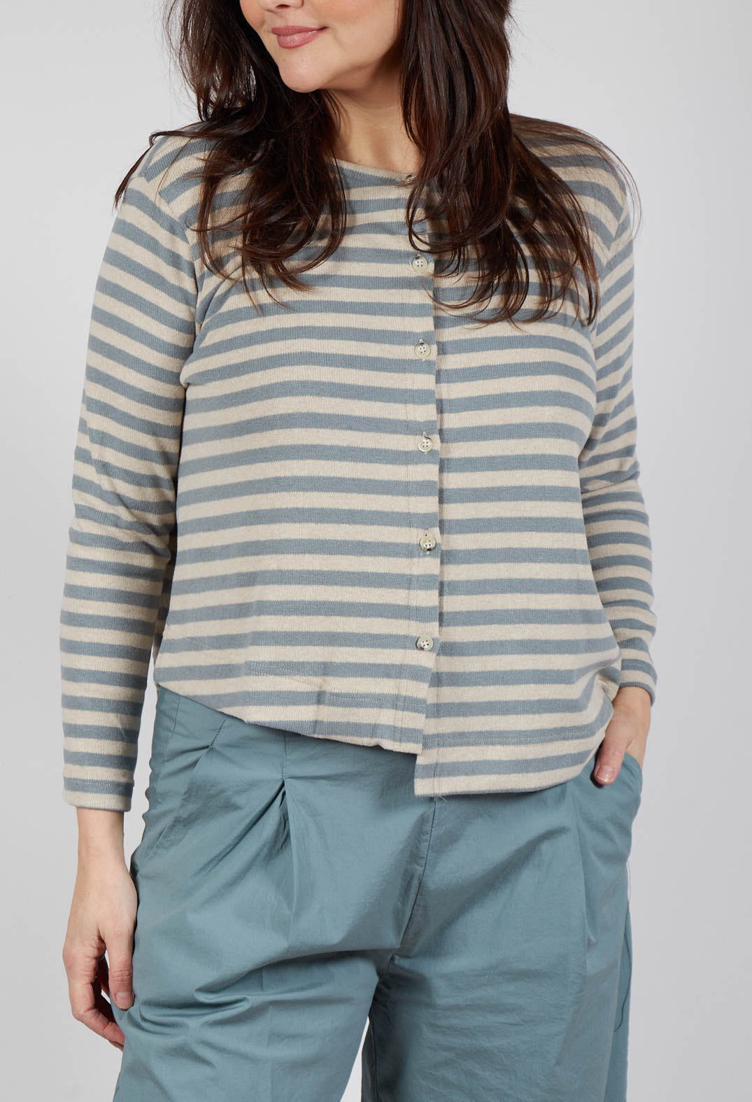 Crema M Cardigan in Lago Stripe