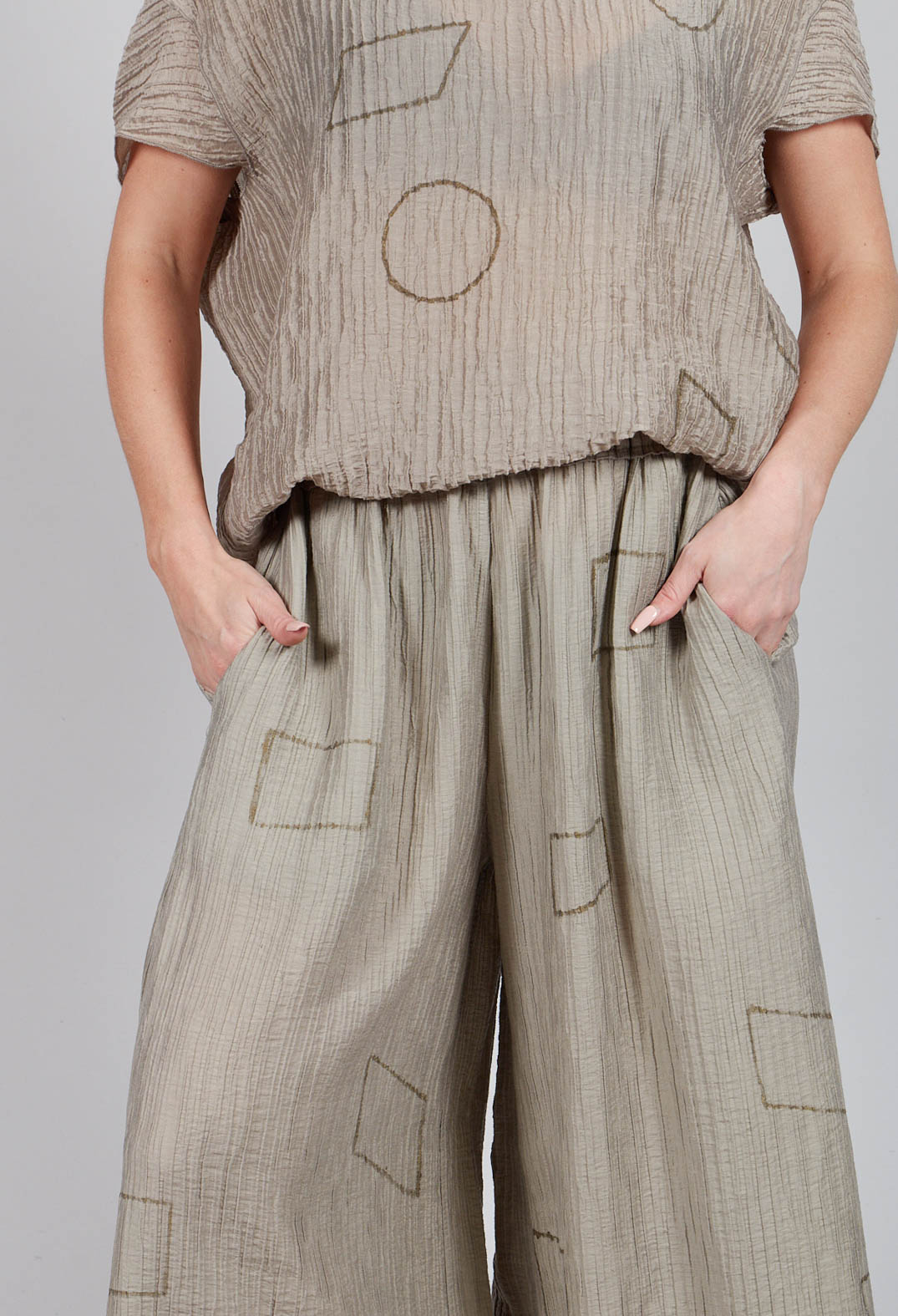 Crinkle Geometric Trousers in Euca