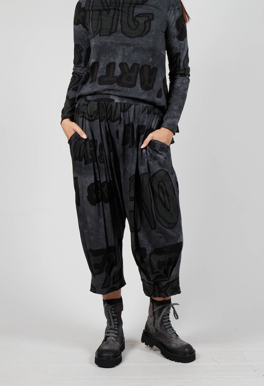 Cropped Drop Crotch Joggers in Rock Print