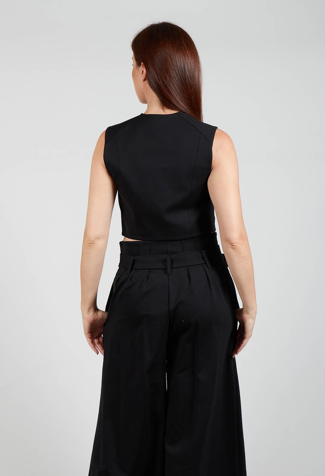 Cropped Waistcoat in Nero