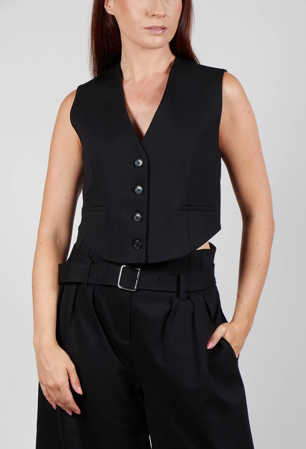 Cropped Waistcoat in Nero