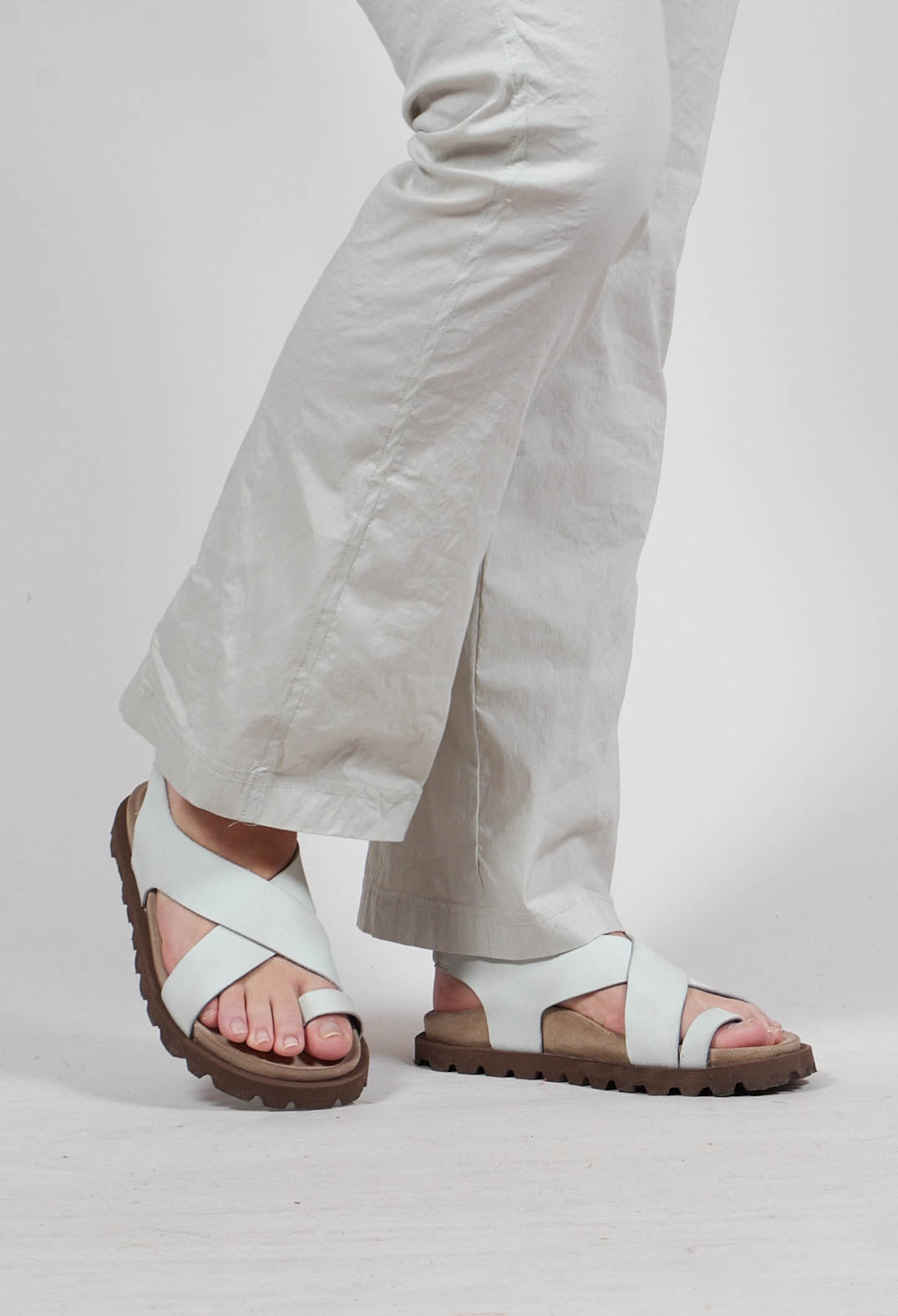 Crossover Sandals in Gasoline Bianco Ottico