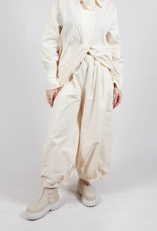 Cuffed Hem Trousers in Cream