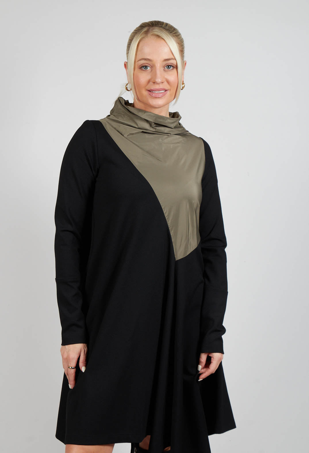 Cvek Dress in Black and Olive